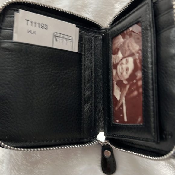 Brighton Go Girl Nylon Wallet - Picture 4 of 6